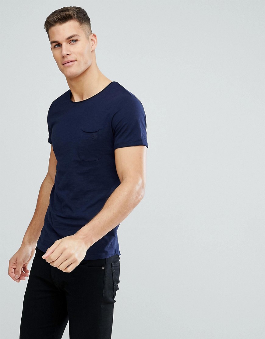 Tom Tailor - marineblå T-Shirt med rund hald og rå kant