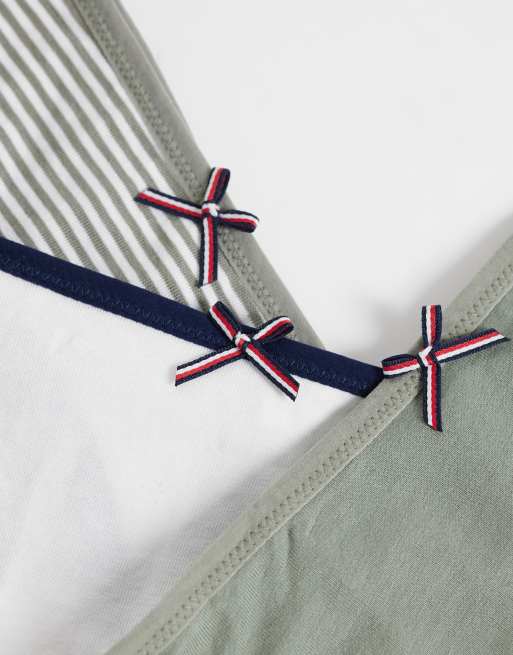 Tommy Hilfiger 3 pack thongs with bows in khaki green/white/stripes, 3 of 3