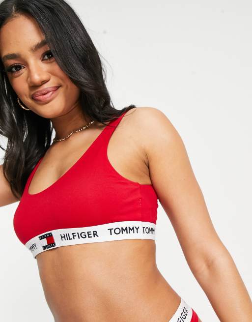 Tommy Hilfiger – 85 – röd, ofodrad bralette med logga