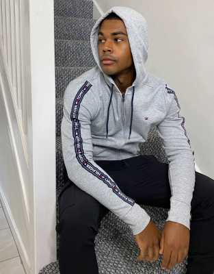 grey tommy hilfiger zip up hoodie