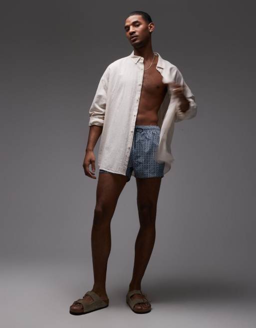Tommy Hilfiger – Badeshorts mit Kordelzug und blauem geometrischem Muster, 2 von 5