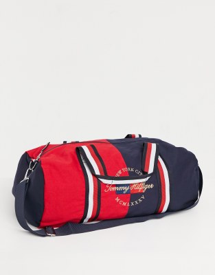 tommy hilfiger duffle