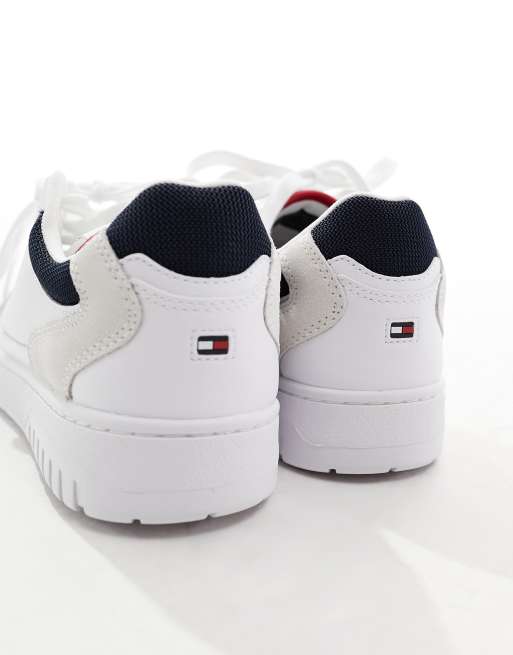 Tommy Hilfiger basket leather mixed media essential sneakers in white, 4 of 5