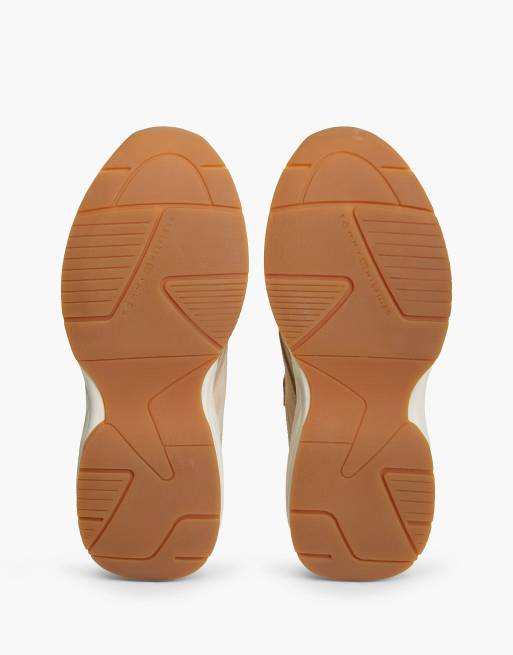 Tommy Hilfiger baskets en daim à monogramme métallique beige, 5 de 7