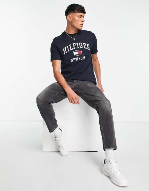 Tommy Hilfiger – Baumwoll-T-Shirt in Marineblau mit modernem College-Logo , 4 von 4