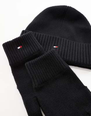Tommy Hilfiger Beanie And Gloves Gift Set In Black