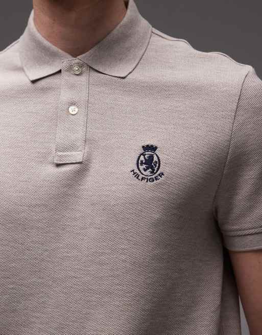 Tommy Hilfiger – Beżowa koszulka polo z logo z herbem, 5 z 5