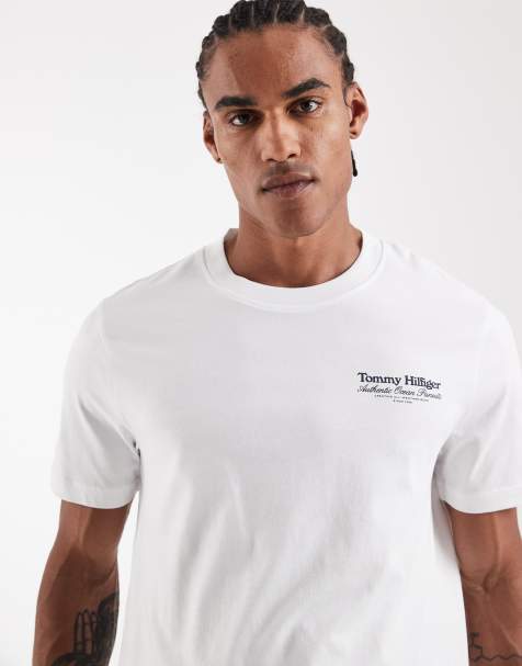 Tommy Hilfiger – Biały T-shirt z grafiką na plecach - view 1