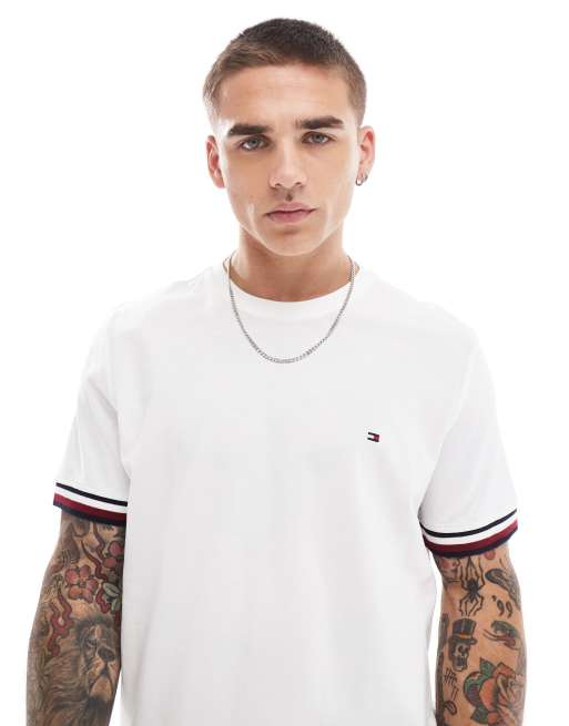 Tommy Hilfiger – Biały T-shirt z mankietami z paskami, 4 z 4