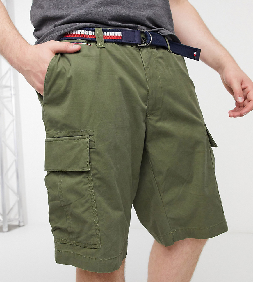 Tommy Hilfiger Big and Tall john light twill cargo shorts with belt in khaki-Green