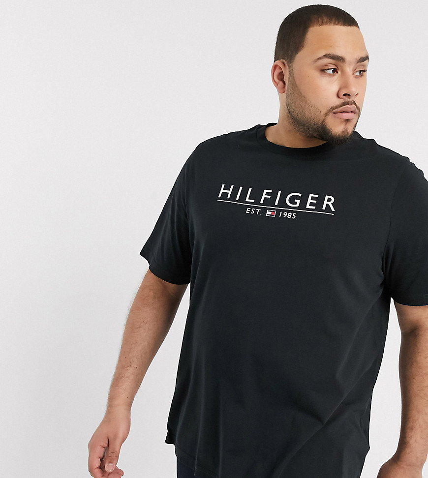 Tommy Hilfiger – Big & Tall – Svart t-shirt med logga på bröstet