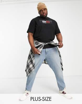 Tommy Hilfiger Big & Tall - T-shirt met vervaagde vlag op de borst in zwart
