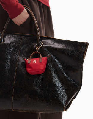 Tommy Hilfiger - Bijou de sac façon petit sac cabas - Rouge