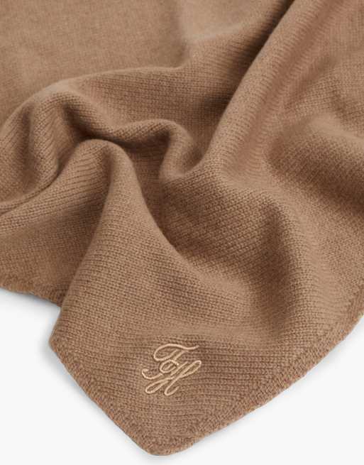 Tommy Hilfiger Blend Logo-Dreiecksschal in Tundra-Moos, 2 von 5