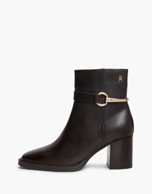 Tommy Hilfiger Block heel leather riding ankle boots in dark brown, 7 of 7