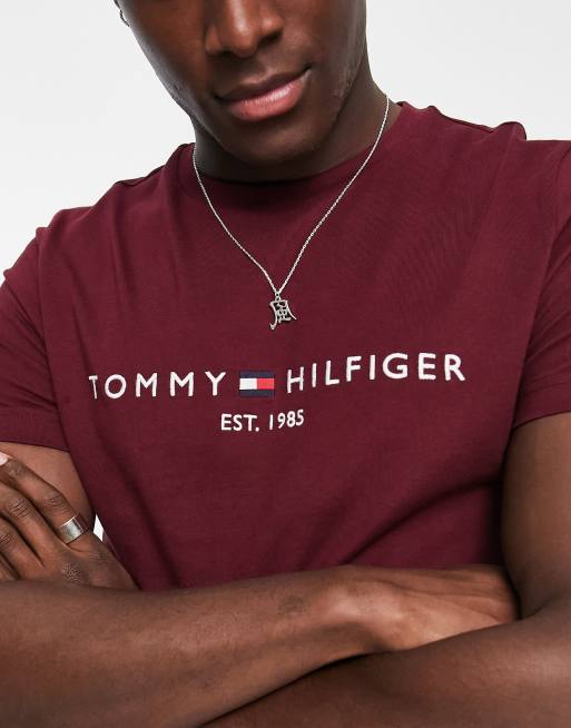 Tommy Hilfiger - Bordeaux T-shirt med broderet logo i bomuld , 3 af 4