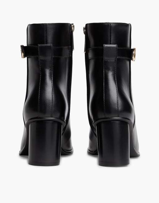 Tommy Hilfiger bottines à talon carré en cuir noir avec bride à boucle, 4 de 7