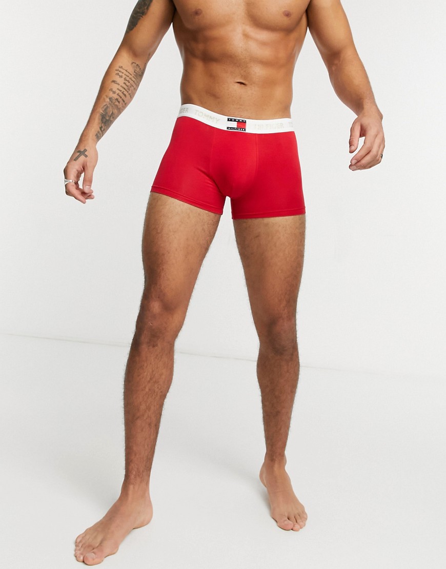 Tommy Hilfiger - Boxershort in rood met goudkleurig logo op de tailleband