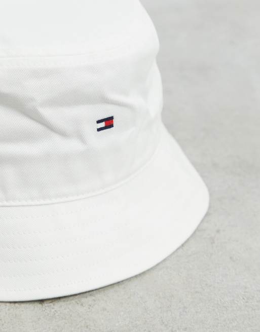 White tommy hilfiger bucket on sale hat