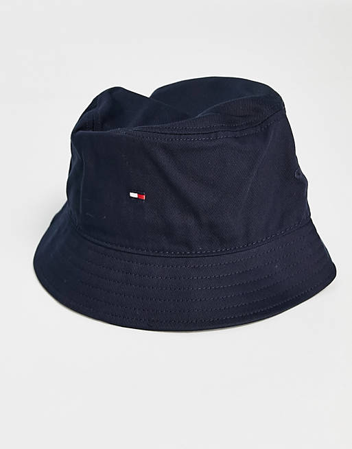 Tommy Hilfiger bucket hat with small flag logo in navy | ASOS