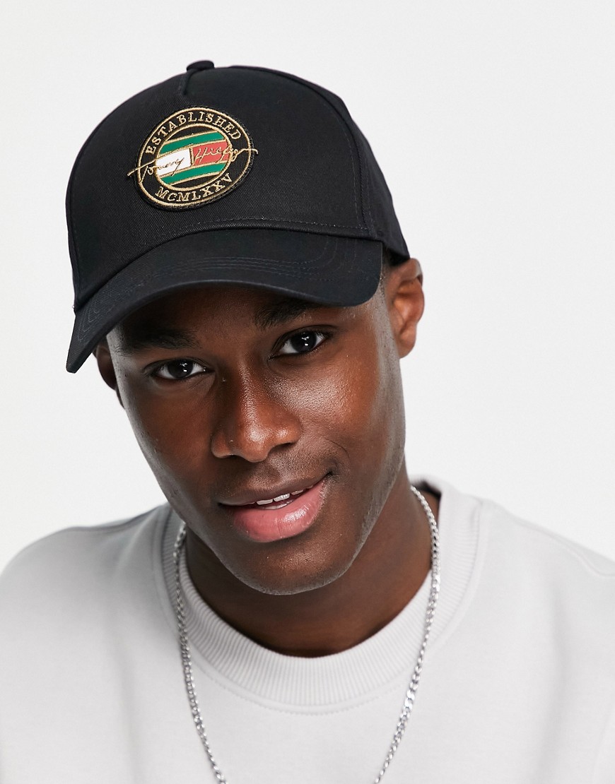 Tommy Hilfiger cap with signature logo in black