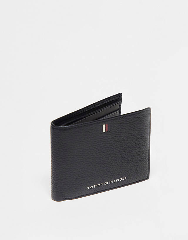 Tommy Hilfiger - central logo mini cc wallet in black