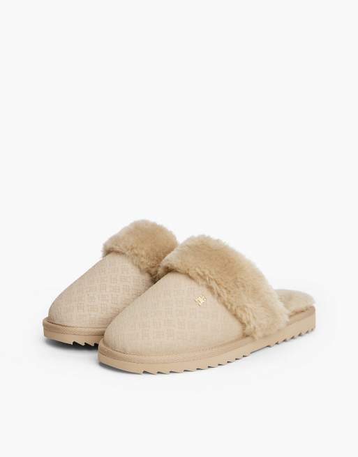 Tommy Hilfiger chaussons en cuir à imitation peau de mouton dentelés couleur raifort, 2 de 7