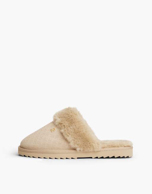 Tommy Hilfiger chaussons en cuir à imitation peau de mouton dentelés couleur raifort, 7 de 7