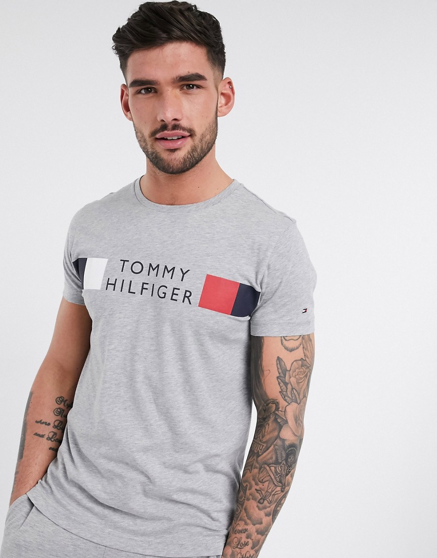 Tommy Hilfiger chest icon stripe logo t-shirt in medium grey heather