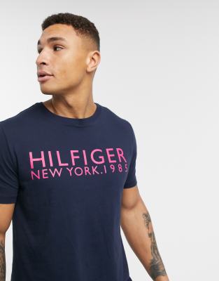 tommy hilfiger chest logo t shirt