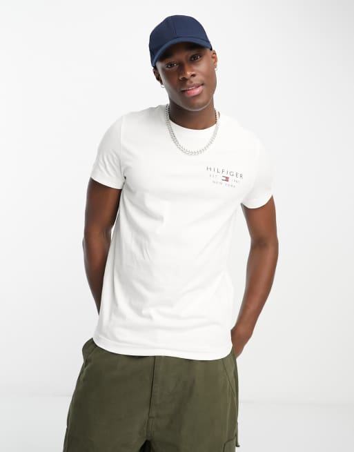 Tommy hilfiger chest shop logo t shirt