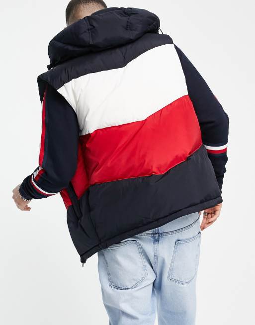 Tommy hilfiger chevron on sale puffer