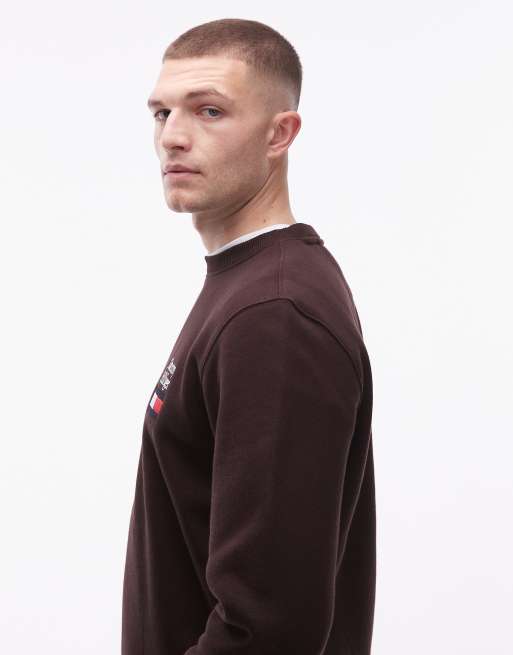 Tommy Hilfiger - Chokoladebrun sweatshirt med broderet flag og logo på brystet , 4 af 5