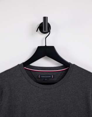 black tommy hilfiger shirt