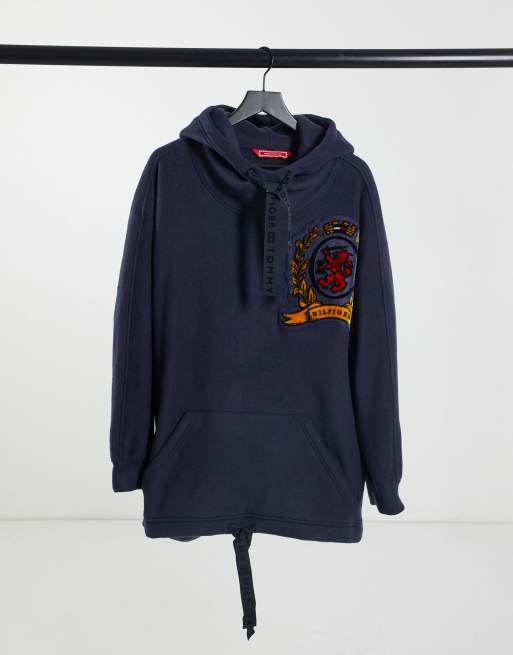 Tommy Hilfiger – Collections – Marinblå huvtröja i lyxig vinter-fleece
