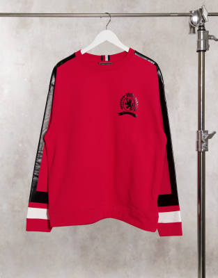 tommy hilfiger vintage crewneck