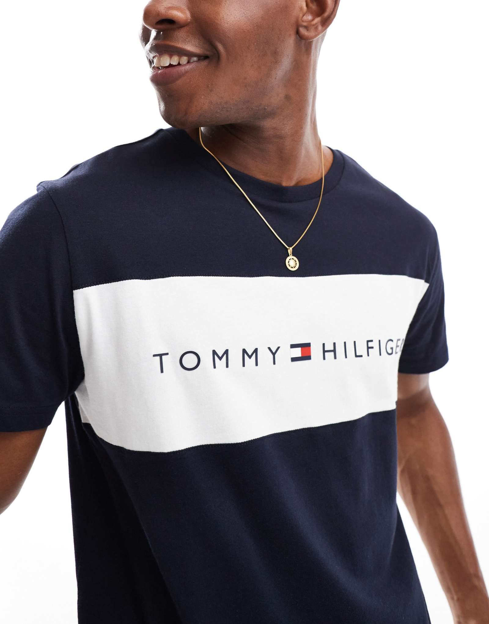 Футболка Tommy Hilfiger color block темно-синего цвета