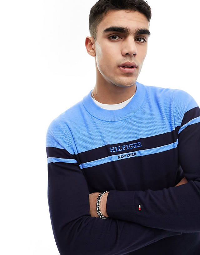 Tommy Hilfiger - colourblock graphic jumper in navy