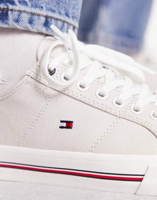 Tommy Hilfiger core corporate canvas sneakers in blue