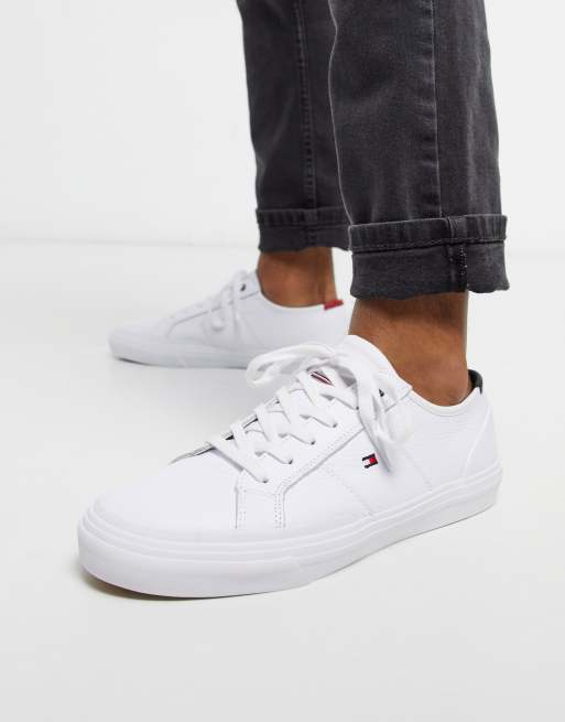 Tommy Hilfiger core corporate flag sneaker in white | ASOS