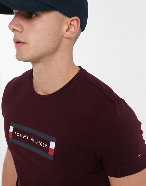 Tommy Hilfiger corp box logo t-shirt in burgundy