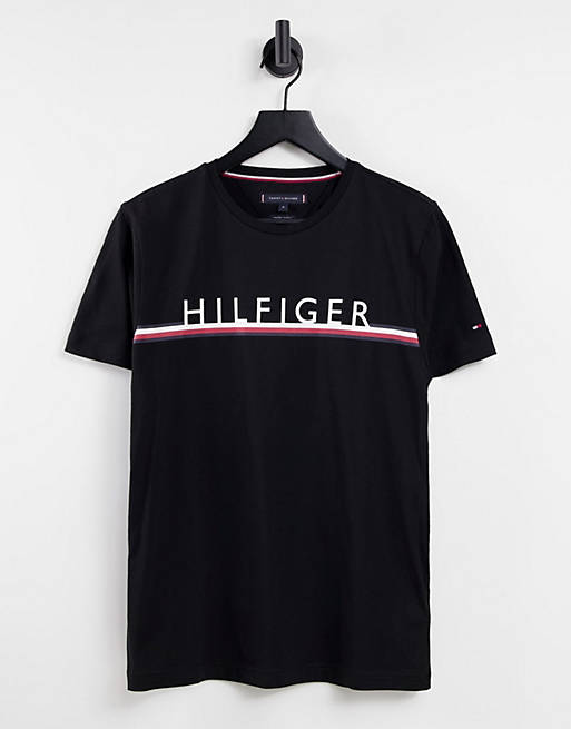 Tommy Hilfiger – Corp – Svart t-shirt med randig logga