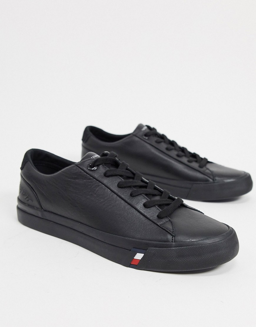 Tommy Hilfiger corporate leather trainer in black with side logo
