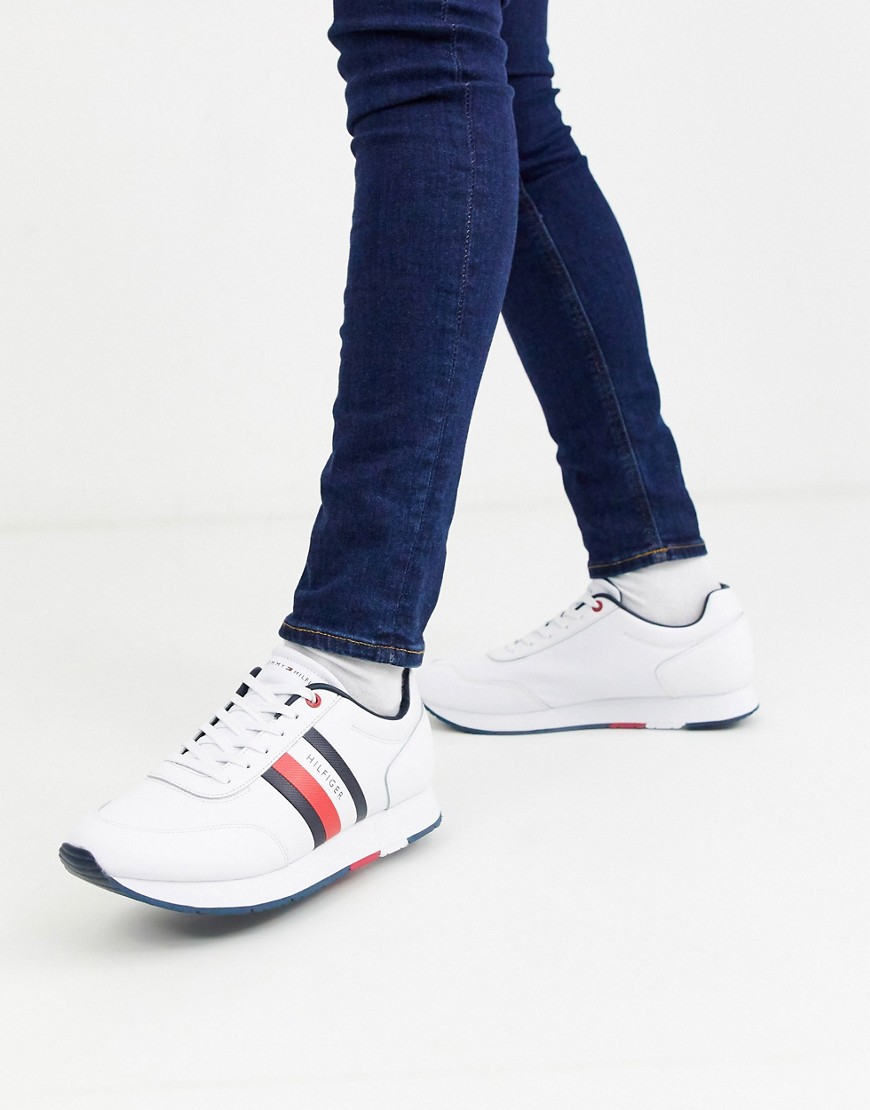 Tommy Hilfiger - Corporate - Leren sneakers met vlagprint in wit