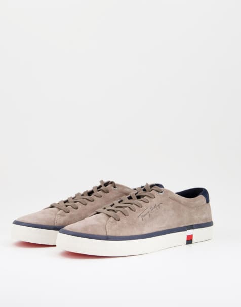 Tommy Hilfiger – Corporate Modern – Wildleder-Sneaker in Stein - view 1