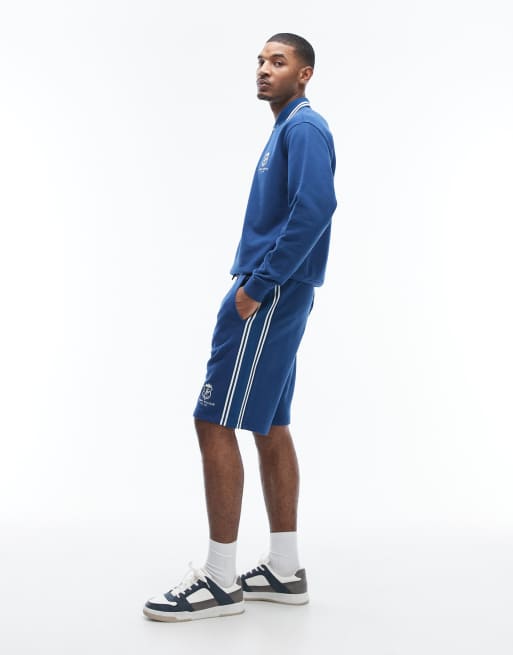 Tommy Hilfiger country club crest sweat shorts in blue, 2 of 5