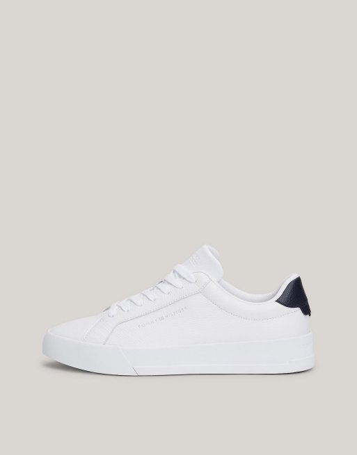 Tommy Hilfiger – Court-Sneaker in Weiß