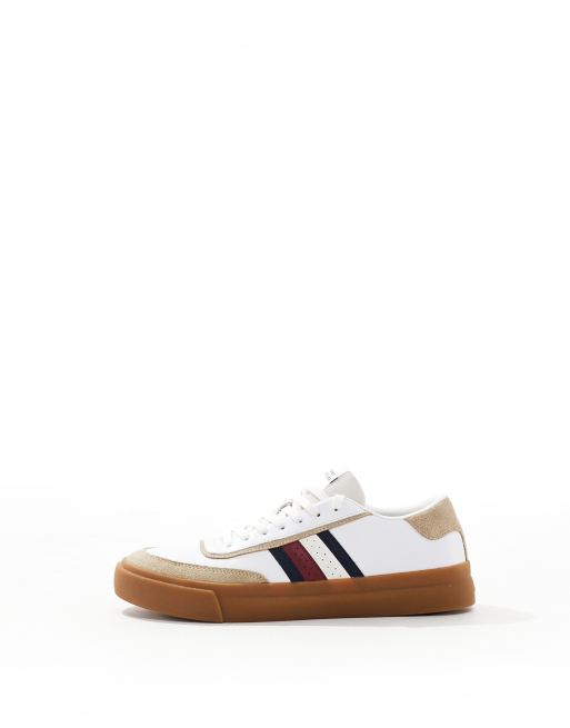 Tommy Hilfiger – Court – Vita och beige sneakers med gummisula, 2 av 5