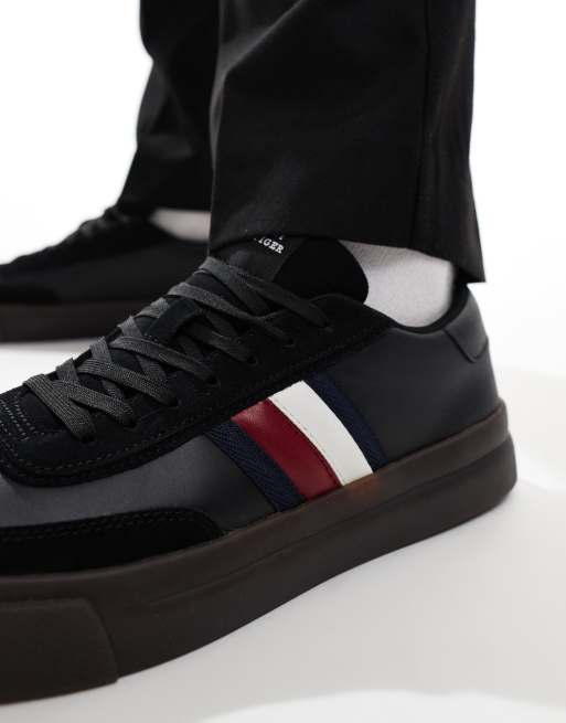 Tommy Hilfiger cupset sneakers in black with gum sole, 4 of 5