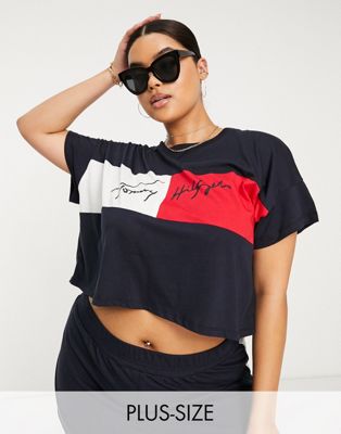 Tommy Hilfiger Curve logo cropped beach t-shirt co-ord in navy